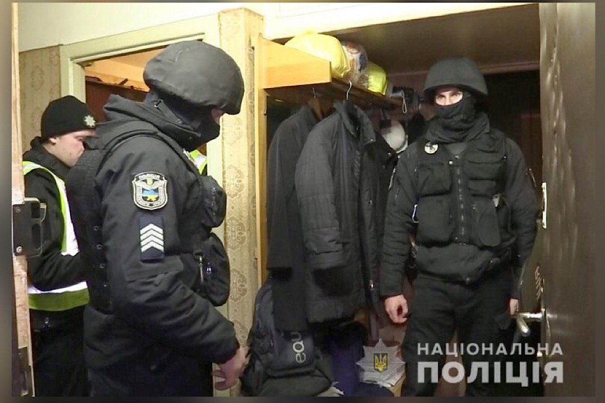 Правоохранители открыли уголовное производство против стрелявшего Правоохранители открыли уголовное производство против стрелявшего