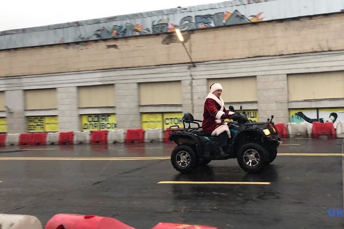 Кличко на квадроцикле Кличко на квадроцикле