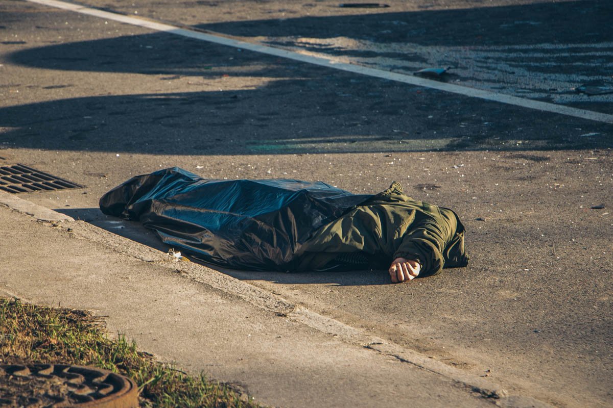 Водитель Mercedes погиб на месте