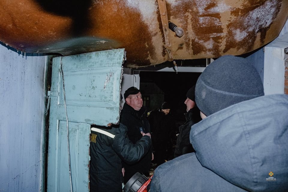 В это время в здании репетировали вертеп В это время в здании репетировали вертеп