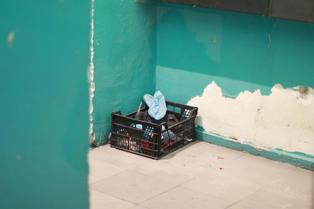 Их тела были связаны и все изрезаны острым предметом