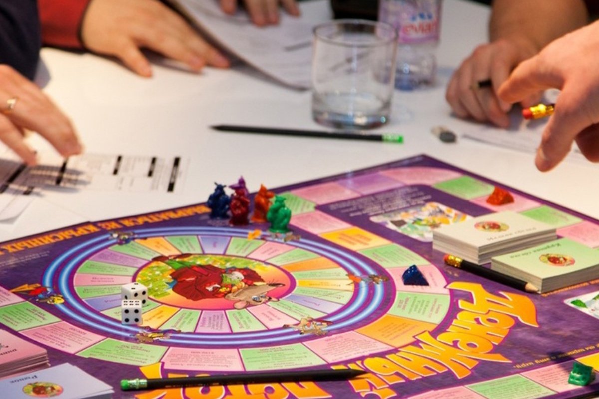 Денежные махинации бывают не только в жизни, но и в игре