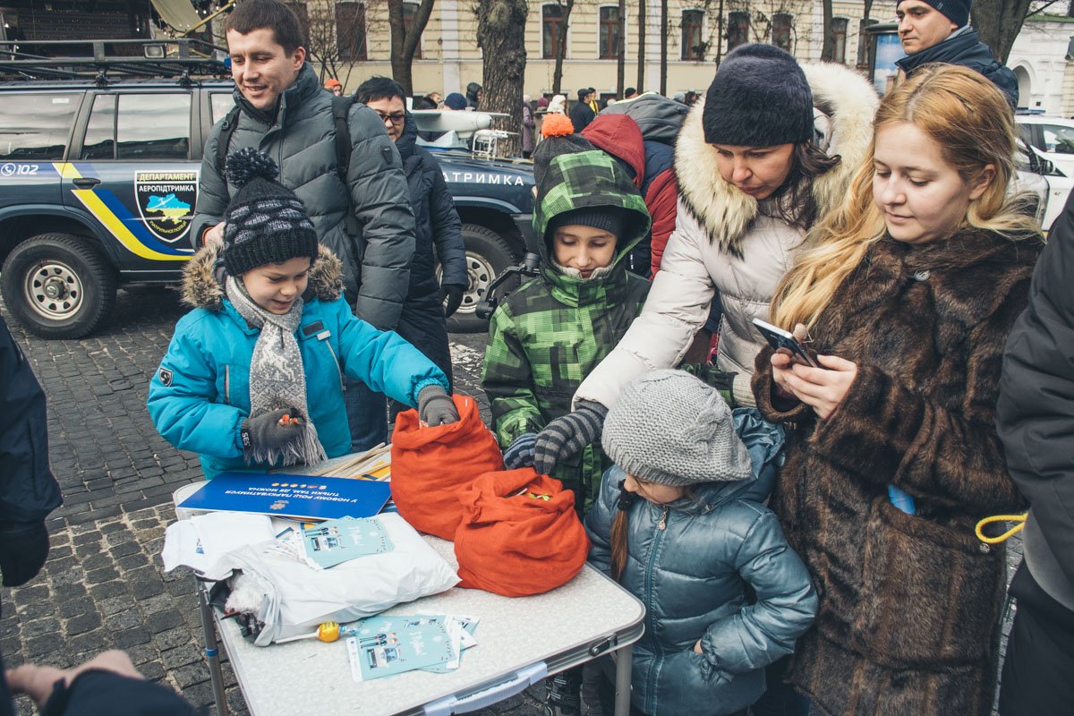 7 января в центре Киева прошло уже традиционное мероприятие — Рождество с копами