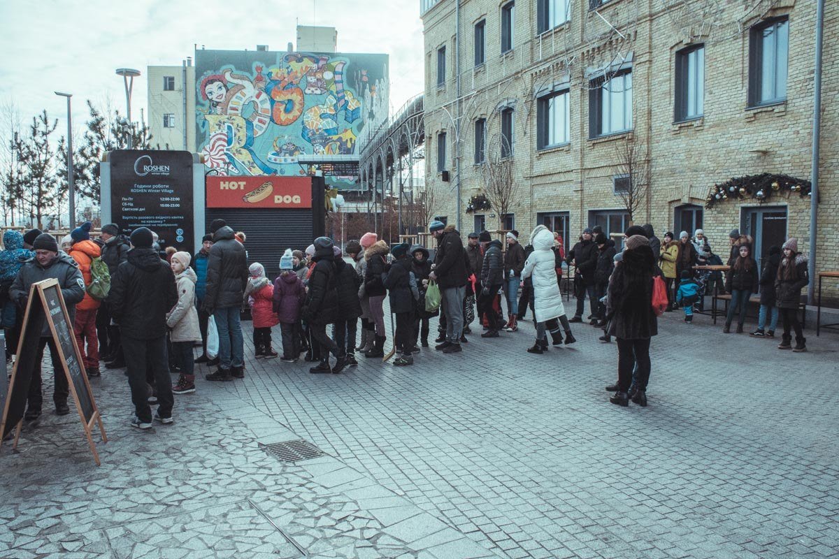А какие здесь очереди А какие здесь очереди