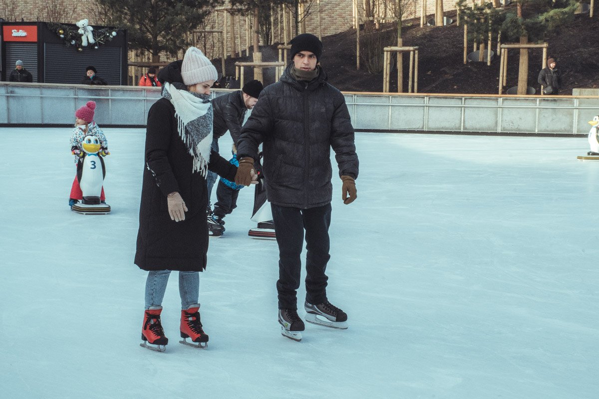 Все друг другу помогают Все друг другу помогают