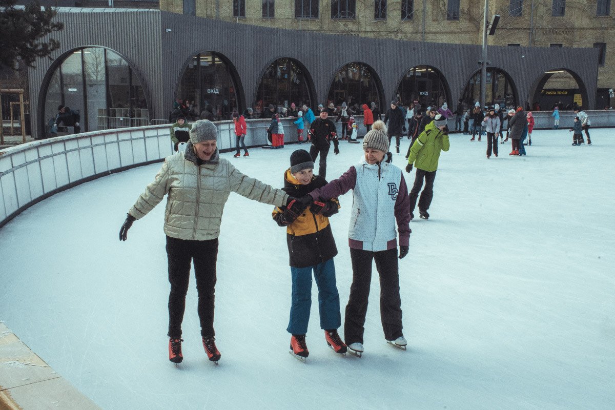 Вот такая здесь атмосфера Вот такая здесь атмосфера