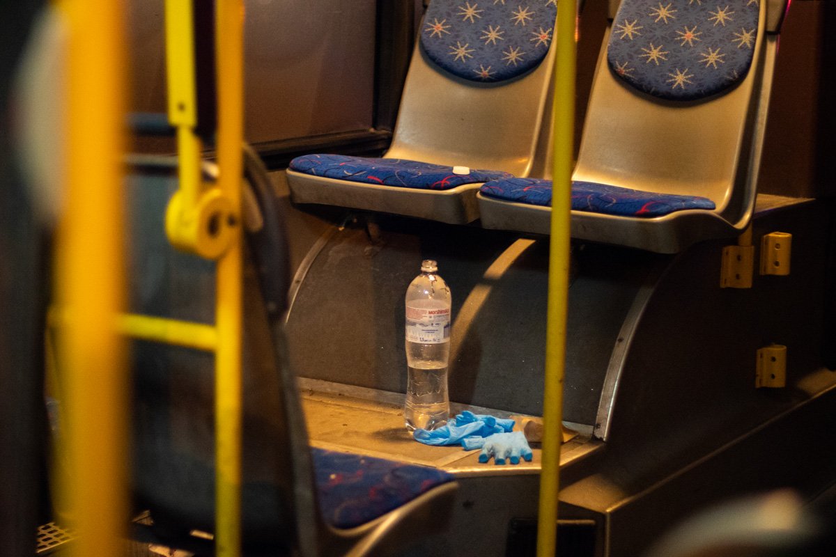 Пассажира автобуса госпитализировали