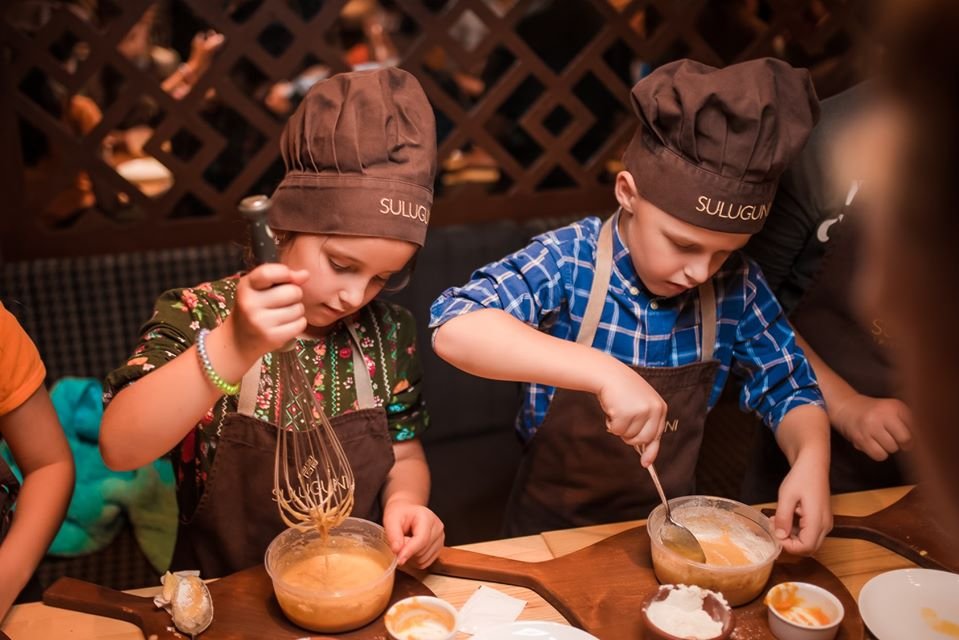 Пусть дети проведут время с пользой (а родители отдохнут) Пусть дети проведут время с пользой (а родители отдохнут)