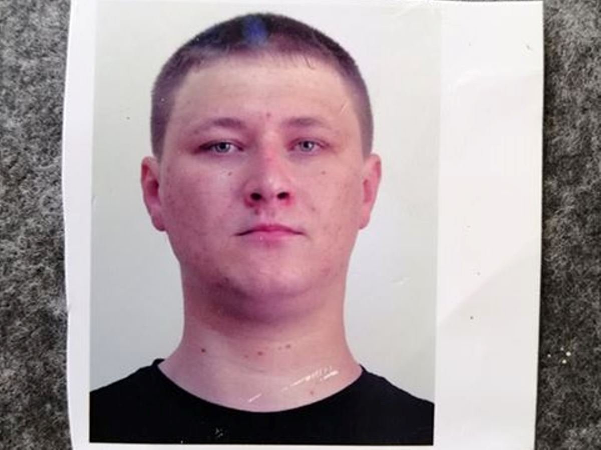 Девушка ищет брата, который пропал 6 лет назад Девушка ищет брата, который пропал 6 лет назад