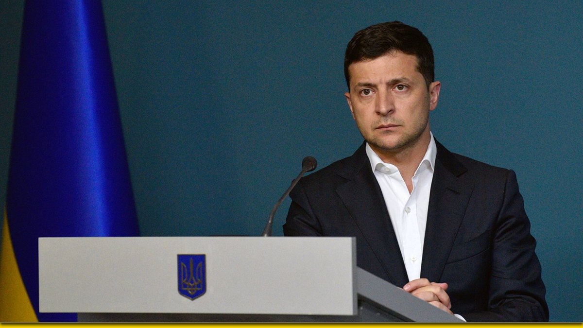 Зеленский подписал закон, разрешающий проходить срочную службу с 18 лет Зеленский подписал закон, разрешающий проходить срочную службу с 18 лет