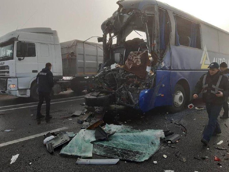 По предварительной информации, погиб водитель автобуса