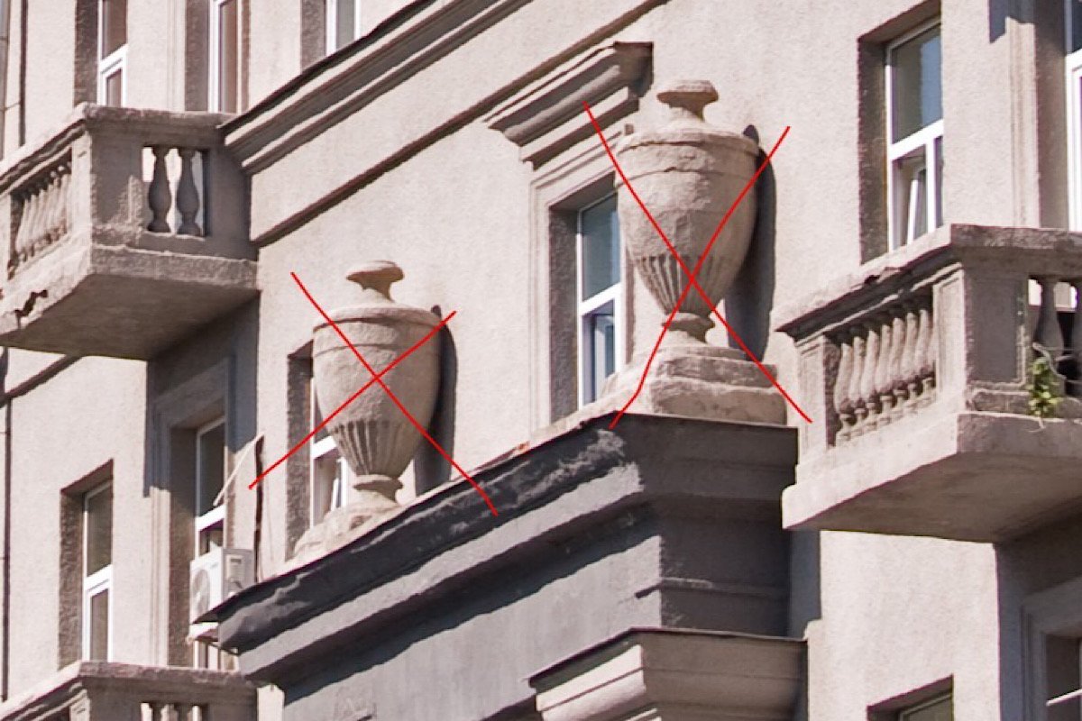 Вазы, которые пропали в доме № 40 на улице Шелковичная Вазы, которые пропали в доме № 40 на улице Шелковичная