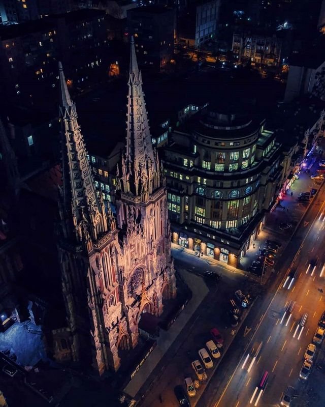 Любите Киев в любую погоду. Автор фото: @i_s_m_y_k Любите Киев в любую погоду. Автор фото: @i_s_m_y_k