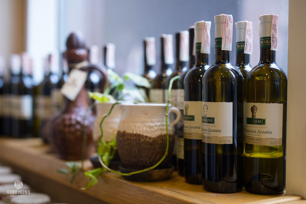 Ресторан грузинской кухни Vano Ivano на углу Саксаганского и Шота Руставели - уже седьмой по счету в Киеве Ресторан грузинской кухни Vano Ivano на углу Саксаганского и Шота Руставели - уже седьмой по счету в Киеве