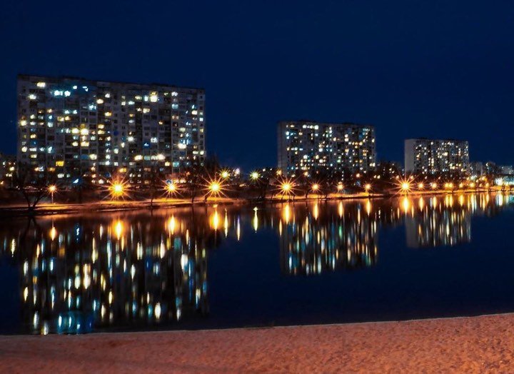 Огни ночного города. Фото: @zaets_ol Огни ночного города. Фото: @zaets_ol