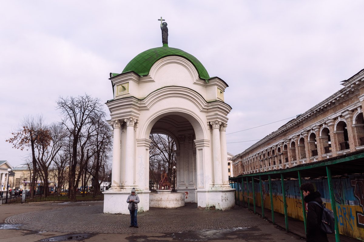 Издалека еще ничего Издалека еще ничего