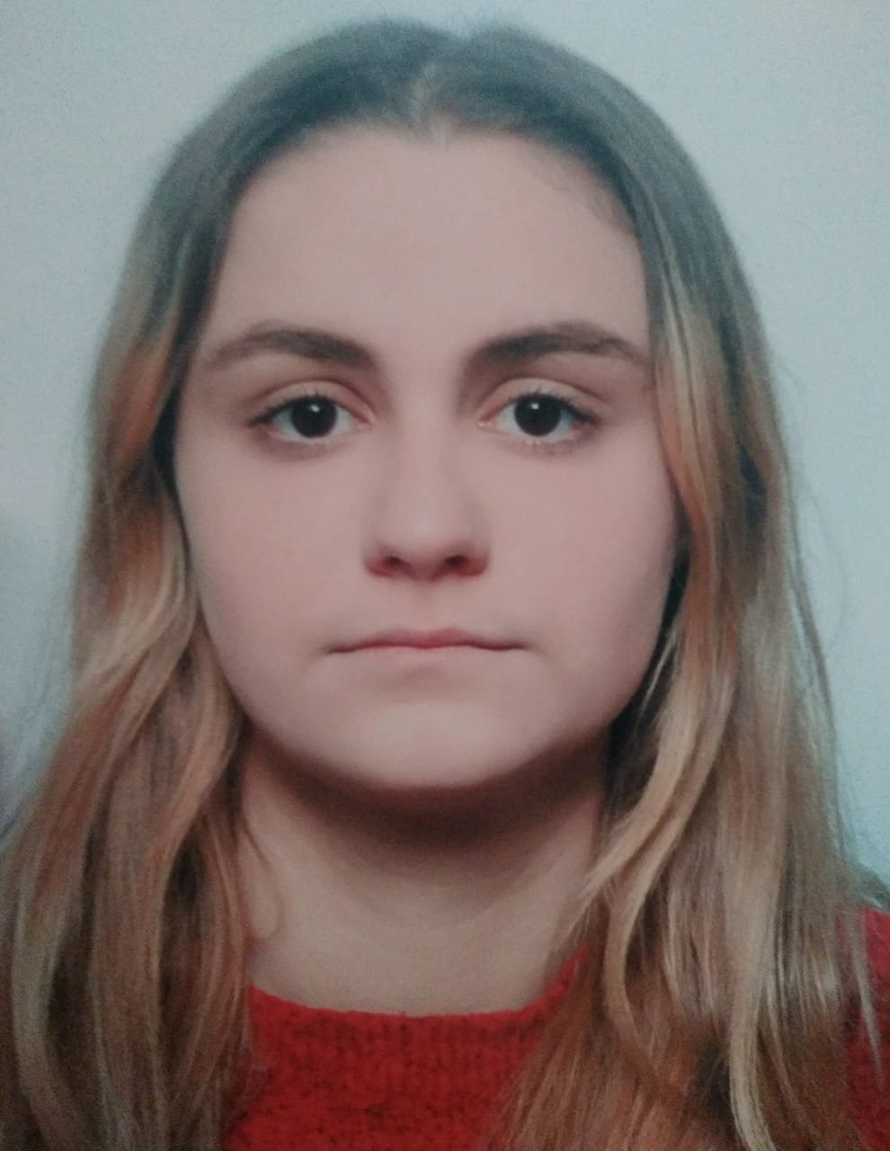 В Киеве ищут 17-летнюю Николаенко Веронику В Киеве ищут 17-летнюю Николаенко Веронику