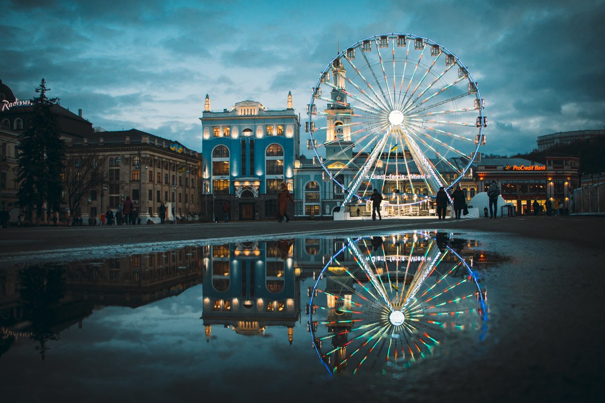 По информации от Folk Ukraine, каток под открытым небом на Подоле должен был работать до 1 марта, то есть всю зиму По информации от Folk Ukraine, каток под открытым небом на Подоле должен был работать до 1 марта, то есть всю зиму