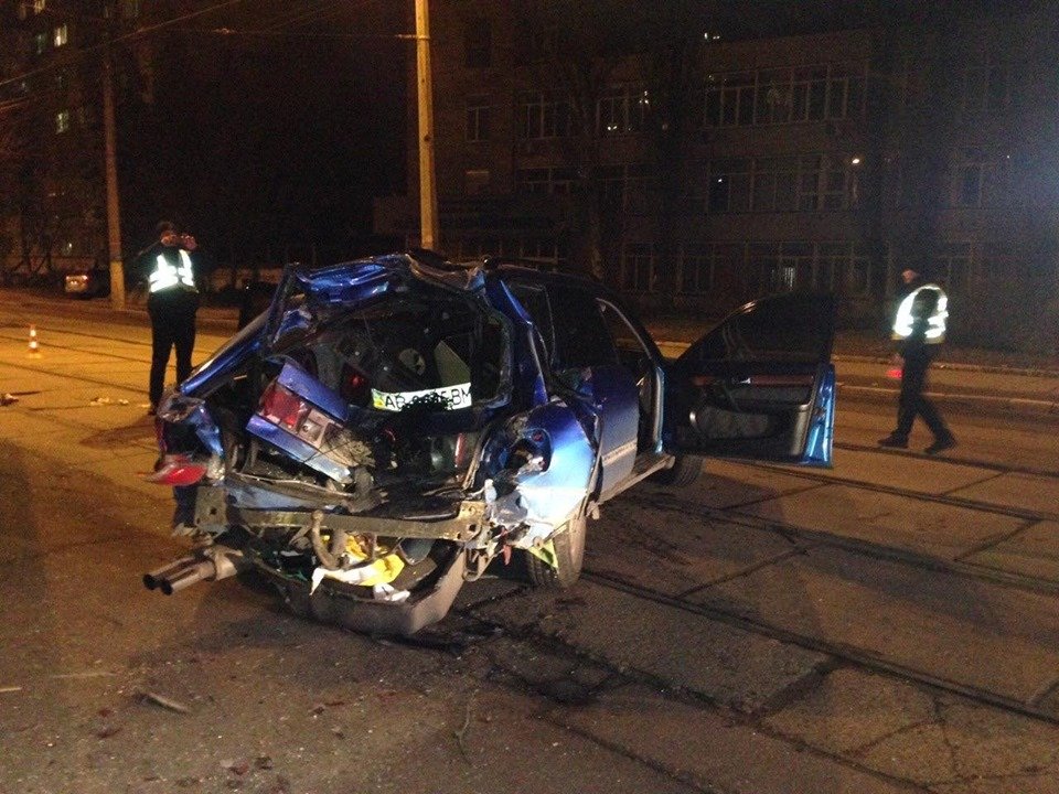 В Audi пострадали три человека. Среди них - беременная женщина 