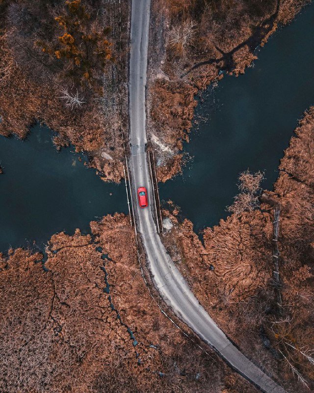 Мультфильм "Тачки" могли снимать и мод Киевом как бы :) Да, @fantakr? Мультфильм "Тачки" могли снимать и мод Киевом как бы :) Да, @fantakr?