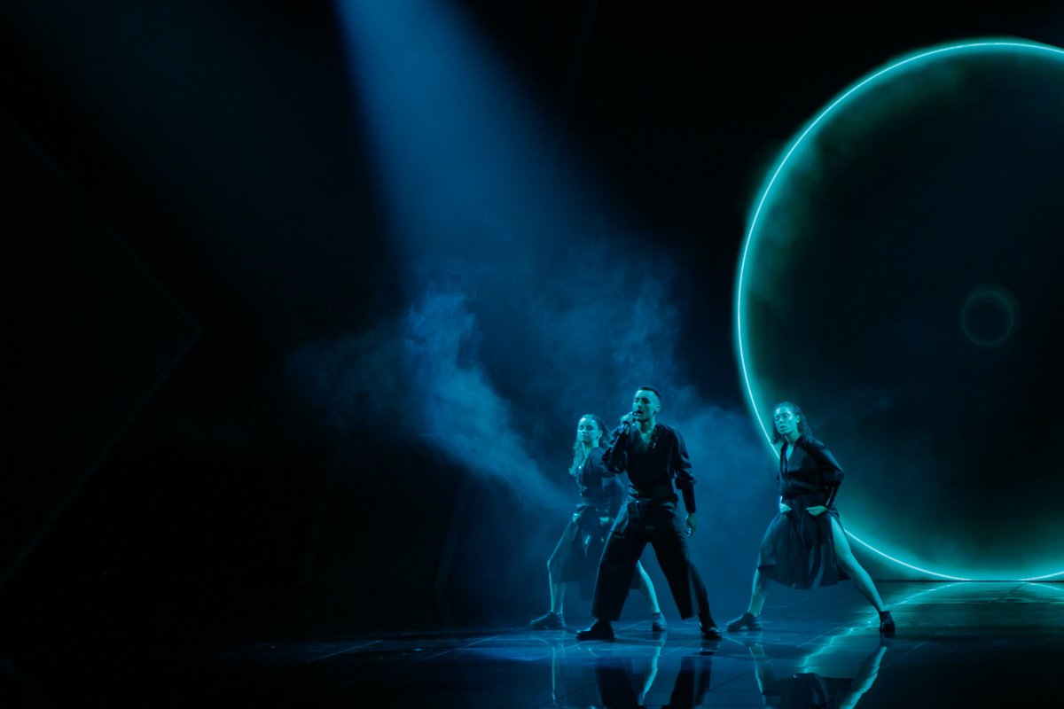 Номер был очень стильным и танцевальным Номер был очень стильным и танцевальным