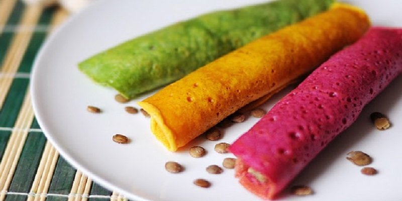 Такие блинчики - прекрасное украшения праздничного стола.