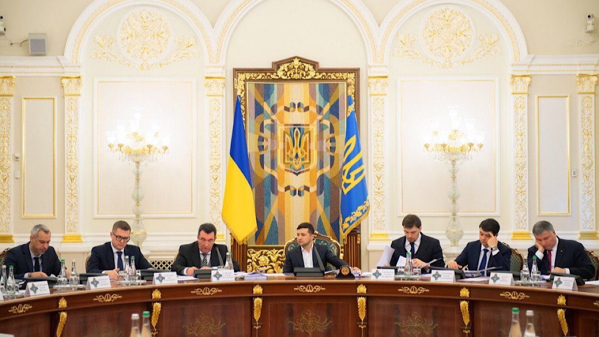 В годовщину "Дебальцевского котла" боевики обстреляли Донбасс В годовщину "Дебальцевского котла" боевики обстреляли Донбасс