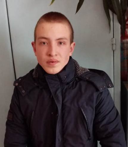17-летний парень покинул центр реабилитации и на связь не выходит 17-летний парень покинул центр реабилитации и на связь не выходит