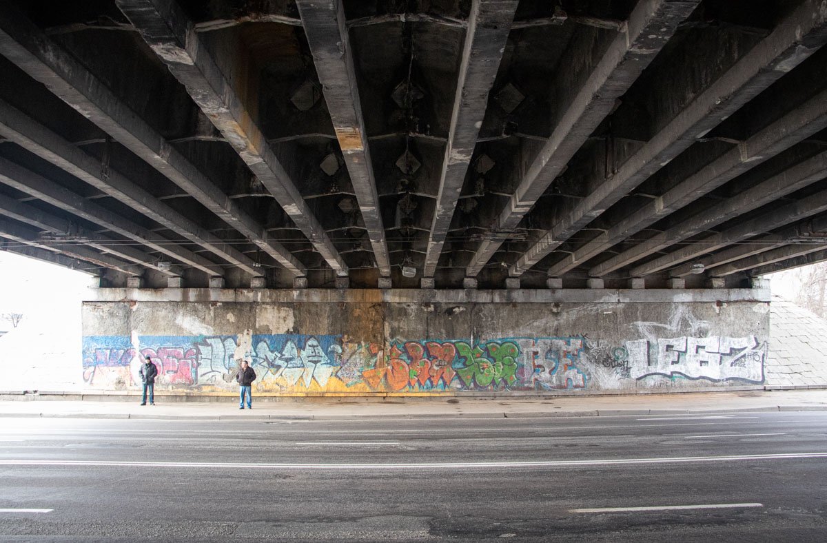 Его построили в 1963 году и с тех пор не ремонтировали Его построили в 1963 году и с тех пор не ремонтировали