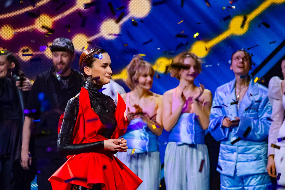 Это дебют группы на такой большой сцене Это дебют группы на такой большой сцене