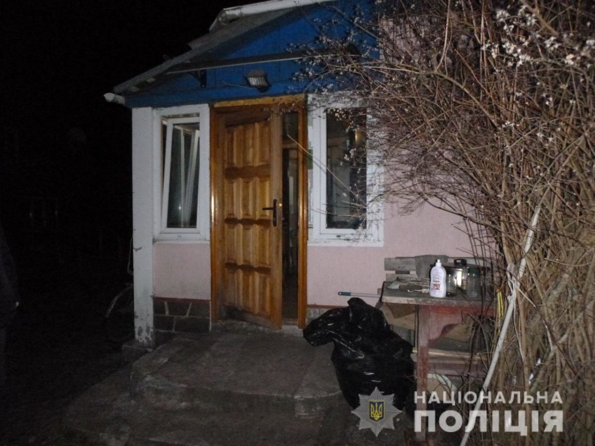 Сожитель убил женщину ножкой от стула Сожитель убил женщину ножкой от стула