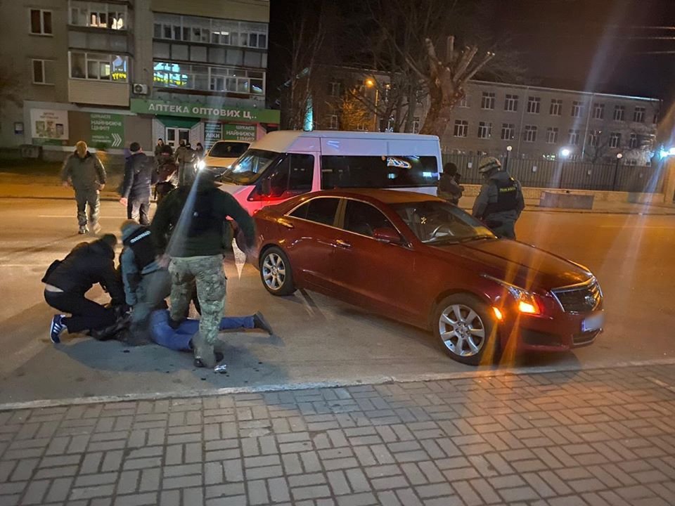 Правоохранители задержали семь участников преступной банды Правоохранители задержали семь участников преступной банды