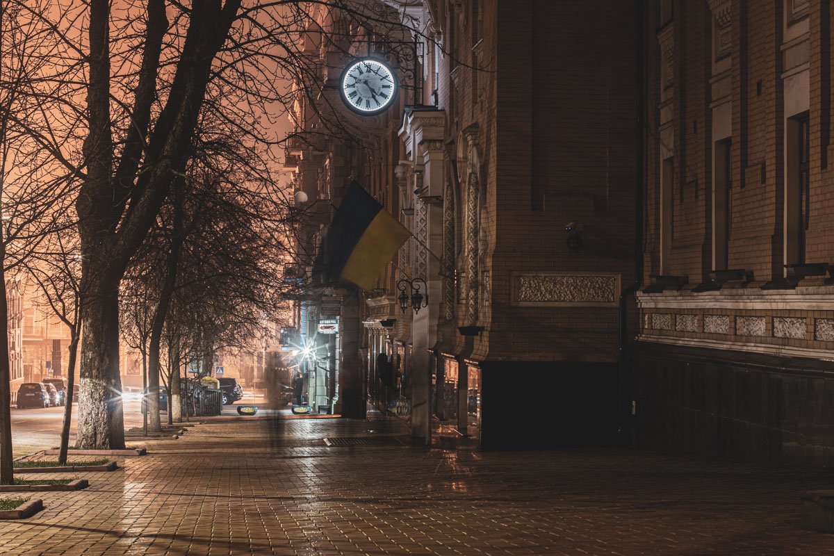 Дом №6 - здание Юго-Западной железной дороги Дом №6 - здание Юго-Западной железной дороги