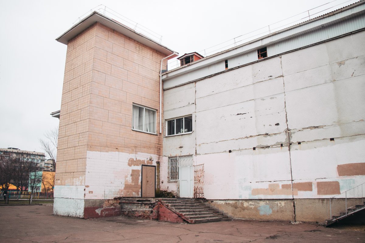 Планируется и покраска фасада