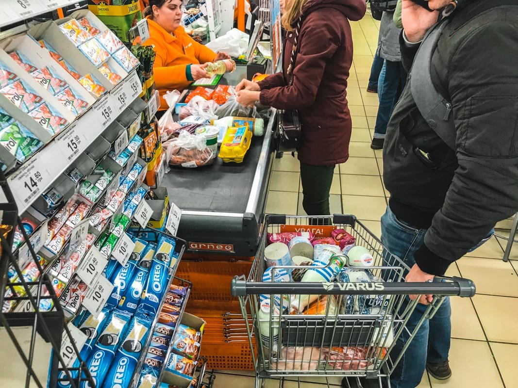 Отставить панику! Еда есть: какая ситуация в супермаркетах Киева из-за объявления карантина 2