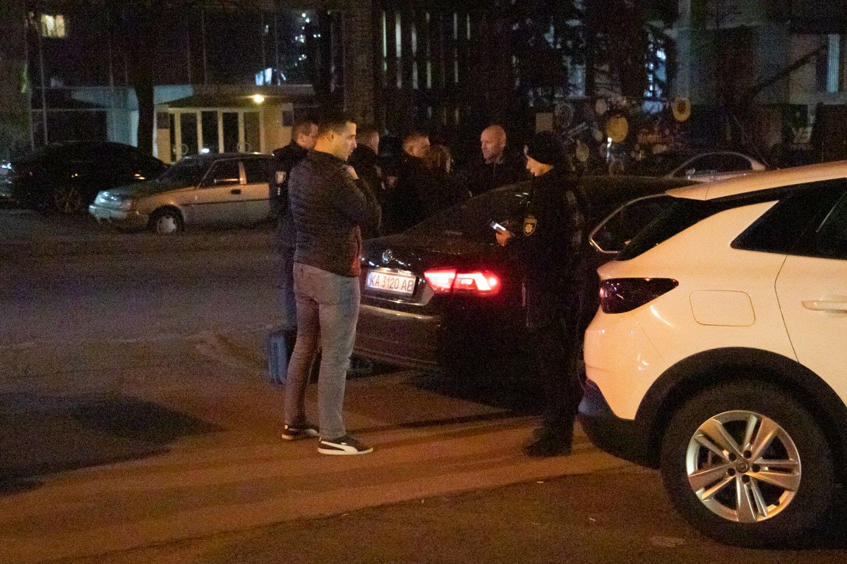 В Киеве на Печерске подстрелили мужчину 