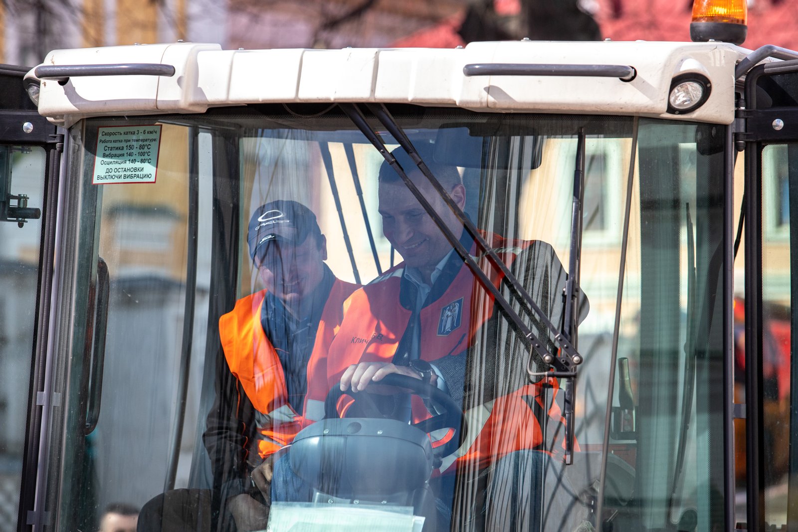 Рабочий процесс проверил Виталий Кличко Рабочий процесс проверил Виталий Кличко