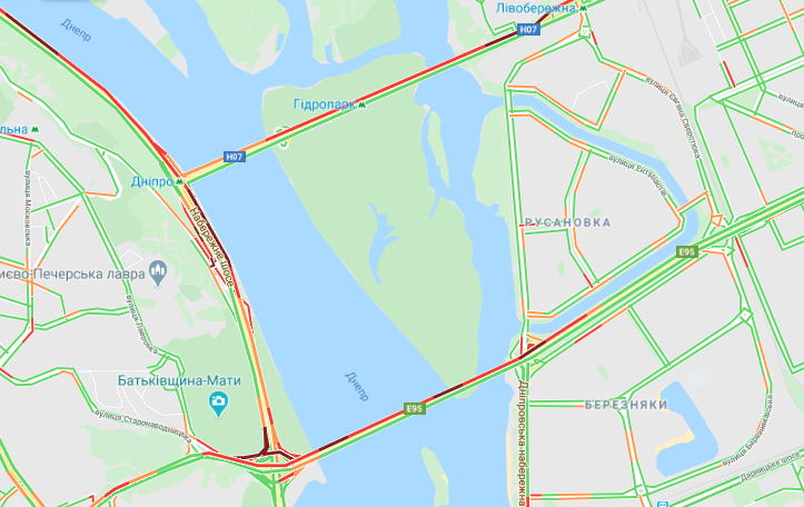 Мост Патона в пятницу - чемпион среди всех мостов столицы по пробкам Мост Патона в пятницу - чемпион среди всех мостов столицы по пробкам