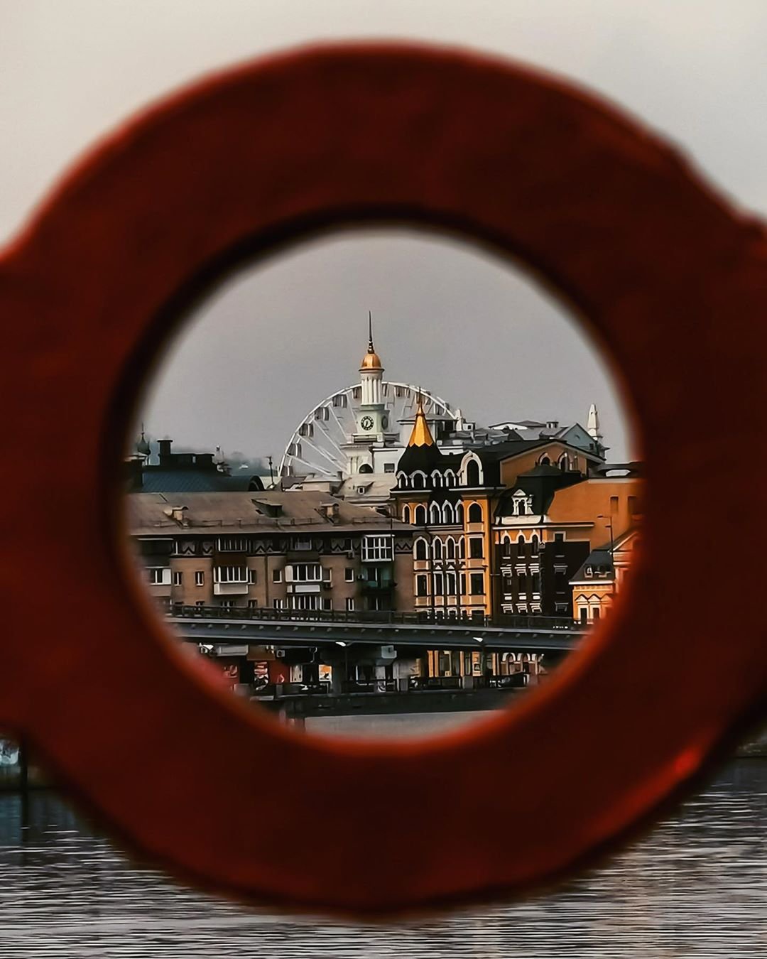 Порой для прекрасной картины достаточно подобрать правильную точку зрения. У @fantakr такой проблемы нет Порой для прекрасной картины достаточно подобрать правильную точку зрения. У @fantakr такой проблемы нет