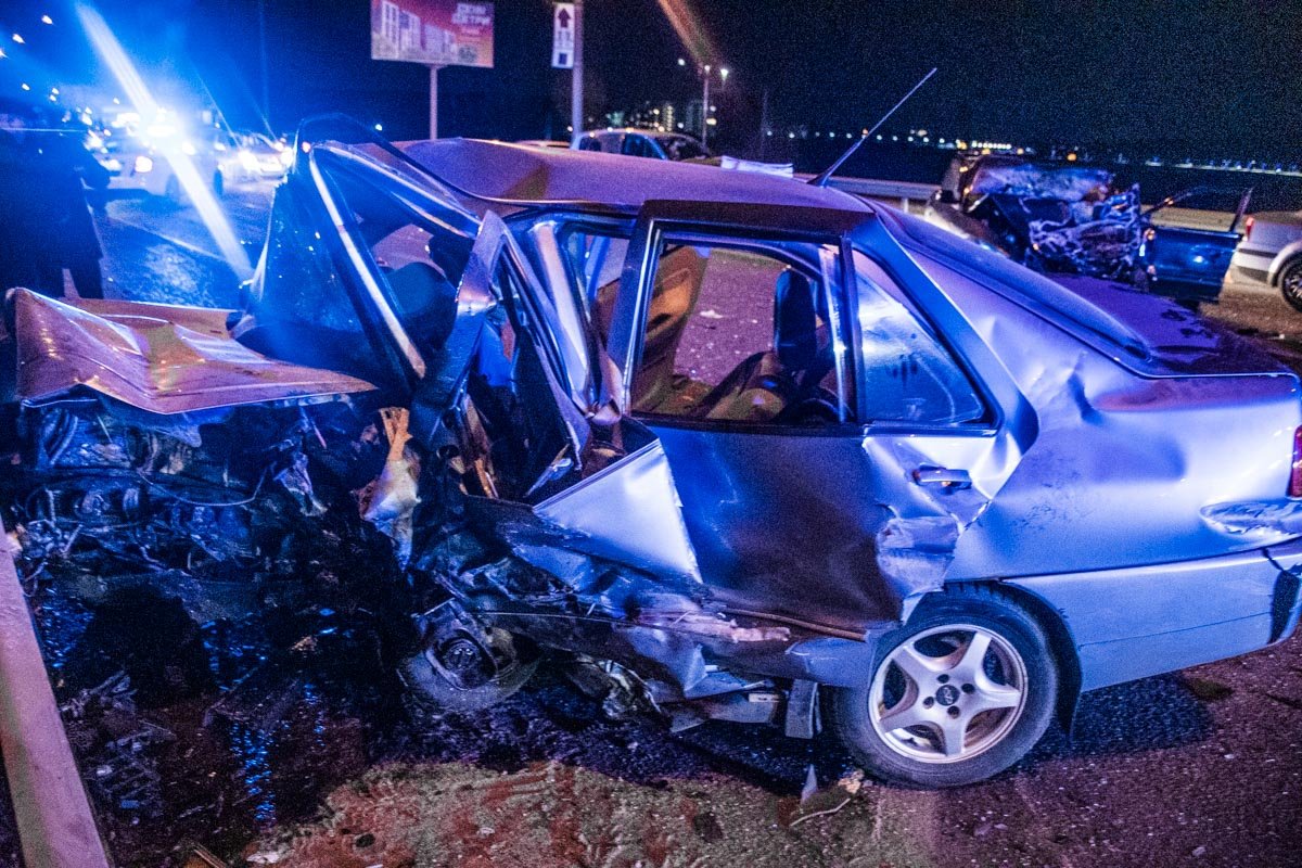 Столкнулись Chery Amulet, Audi A6 и Lanos