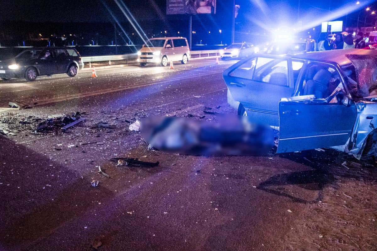 Всех пострадавших и погибших вырезали спасатели