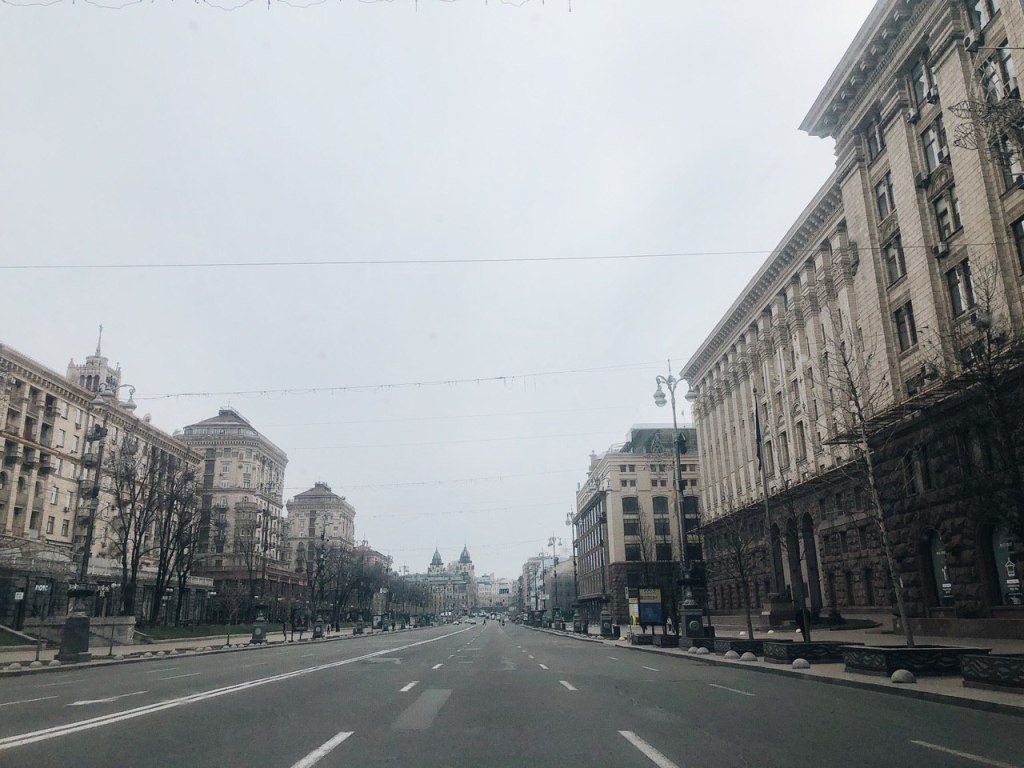 Крещатик. Возле мэрии