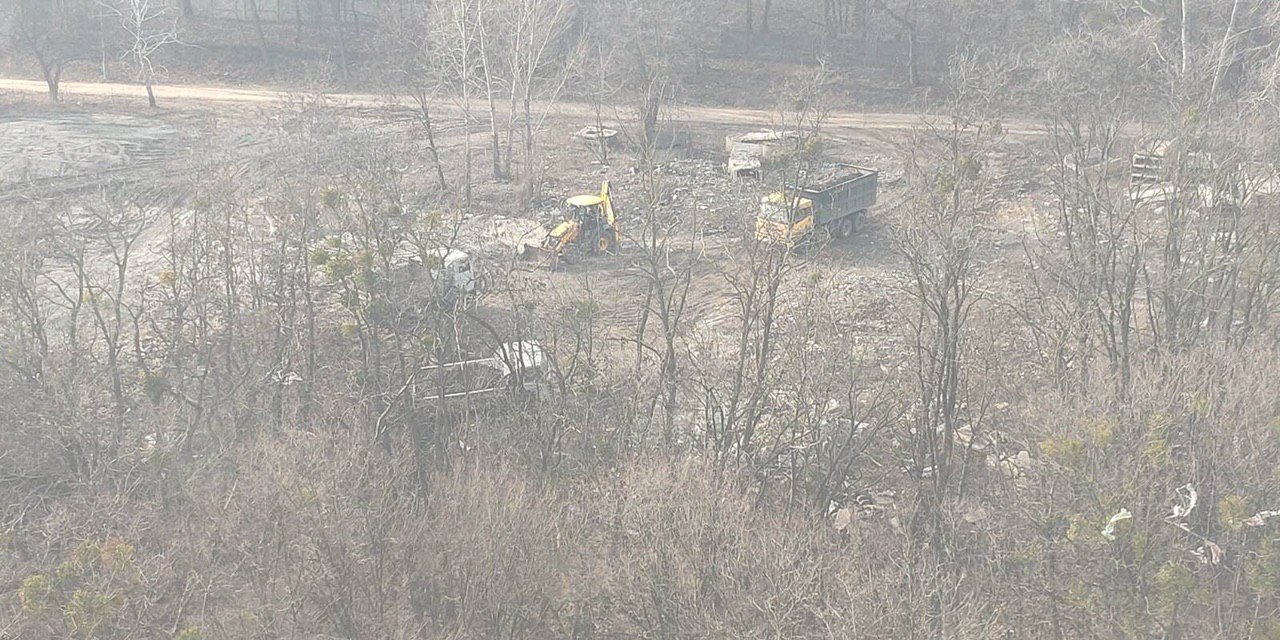 140 тонн хлама было захоронено на расстоянии 20 метров от жилого дома Ракетная 24 140 тонн хлама было захоронено на расстоянии 20 метров от жилого дома Ракетная 24