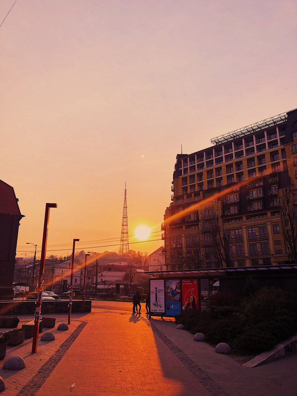 Эта весна, видно, дарит строки по нотам. Эта весна, видно, дарит строки по нотам.