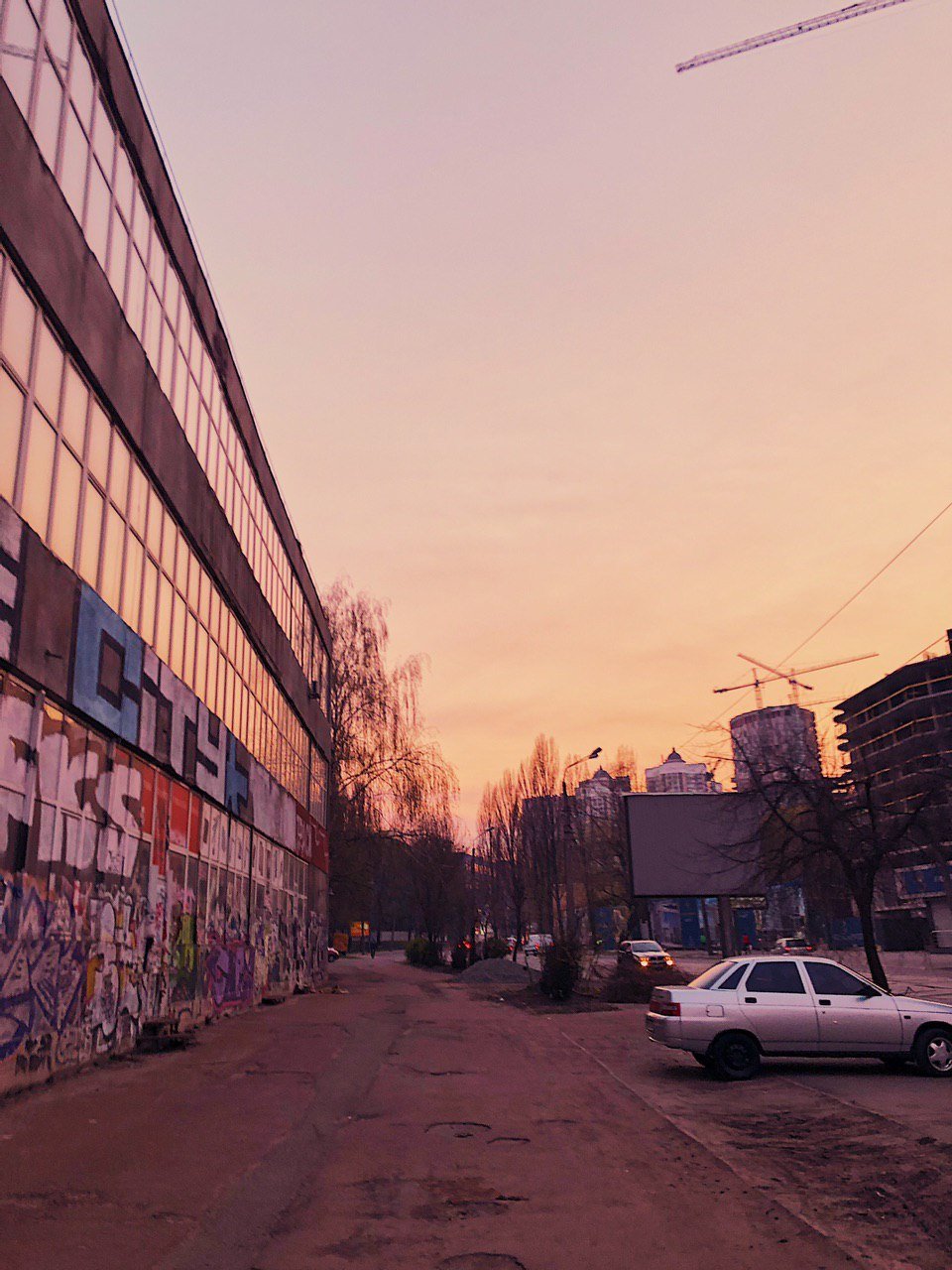 Эти улицы построили воспоминания. Эти улицы построили воспоминания.