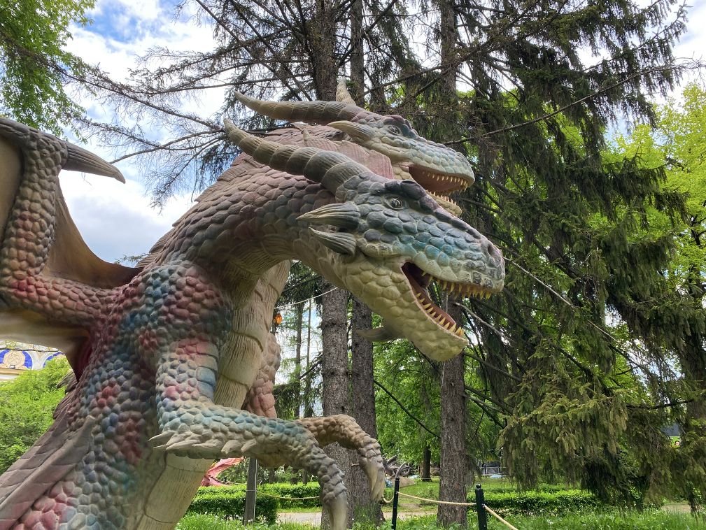 Выставка интерактивная — все драконы не только рычат, но и движутся
