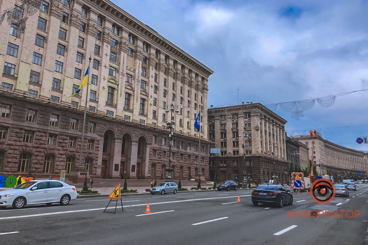 Работы немного мешают проезду Работы немного мешают проезду