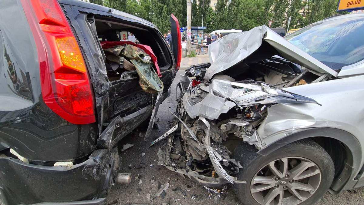 Судя по повреждениям, Hyundai шел на большой скорости