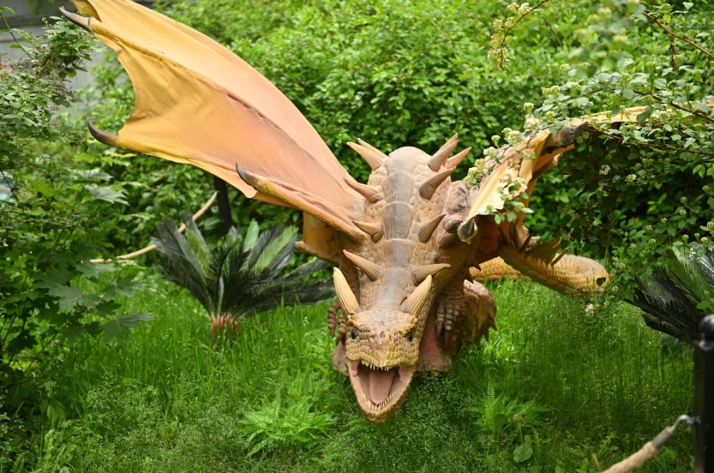 Мир драконов: каких мифических чудовищ можно увидеть этим летом в Киеве на ВДНГ 2