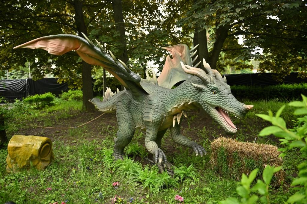 Мир драконов: каких мифических чудовищ можно увидеть этим летом в Киеве на ВДНГ 3
